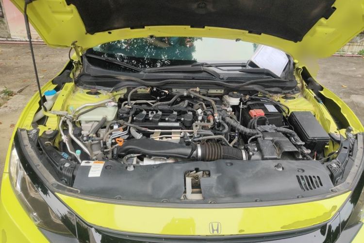 Used Honda Civic 2019 220TURBO CVT Dynamic Edition China VI Engine Bay