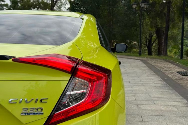 Used Honda Civic 2019 220TURBO CVT Dynamic Edition China VI Emission Standard Exterior 3