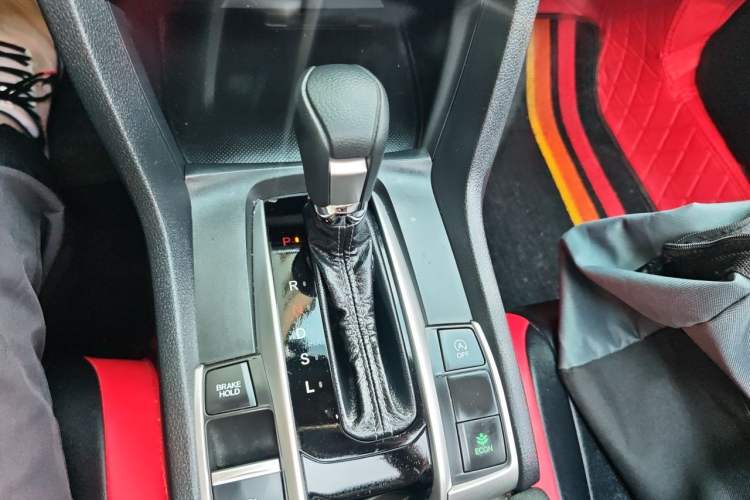 Used Honda Civic 2019 220TURBO CVT Dynamic Edition China VI Gear Lever