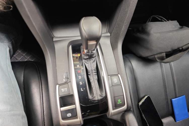 Used Honda Civic 2019 220TURBO CVT Dynamic Edition China VI Emission Standard Gear Lever