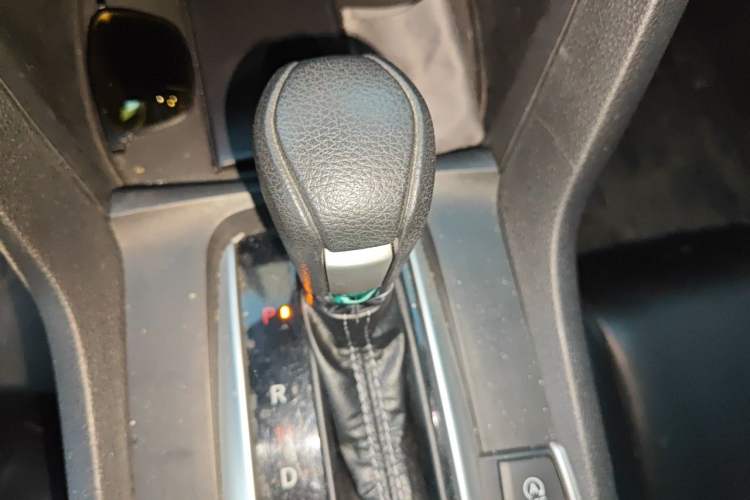 Used Honda Civic 2019 220TURBO CVT Dynamic Edition China V Emission Standard Gear Lever