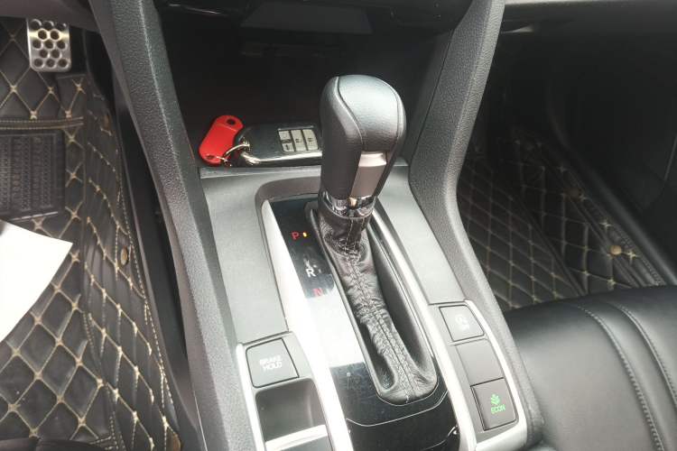 Used Honda Civic 2019 220TURBO CVT Dynamic Edition China VI Emission Standard Gear Lever