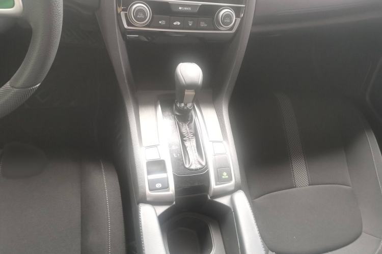 Used Honda Civic 2019 220TURBO CVT Dynamic Edition China V Interior 6