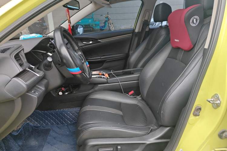 Used Honda Civic 2019 220TURBO CVT Power Edition China VI Emission Standard Left Front Seat