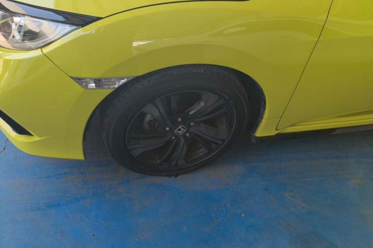Used Honda Civic 2019 220TURBO CVT Dynamic Edition China VI Emission Standard Left Front Wheel Hub