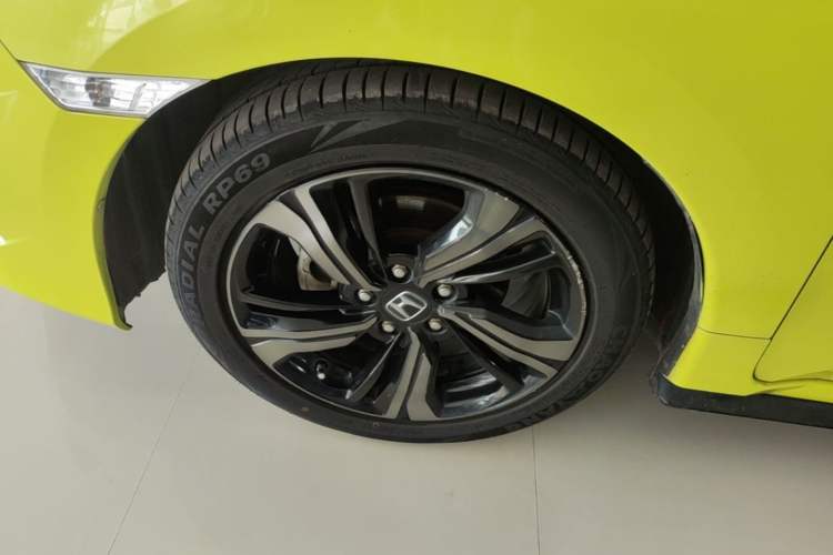 Used Honda Civic 2019 220TURBO CVT Dynamic Edition China VI Emission Standard Left Front Wheel Hub