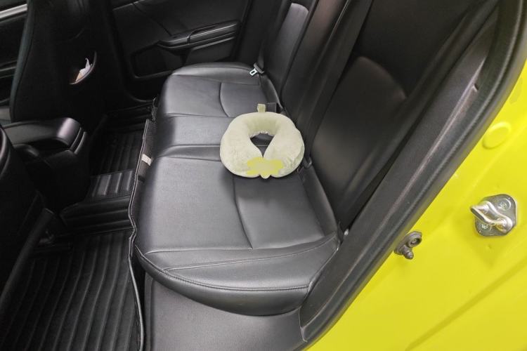 Used Honda Civic 2019 220TURBO CVT Dynamic Edition China VI Emission Standard Left Rear Seat