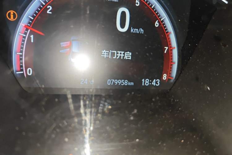 Used Honda Civic 2019 220TURBO CVT Dynamic Edition China V Emission Standard Odometer Close Up
