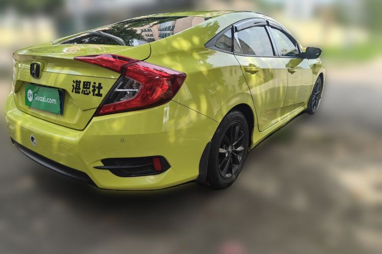 Used Honda Civic 2019 220TURBO CVT Dynamic Edition China VI Rear Right 45 Deg