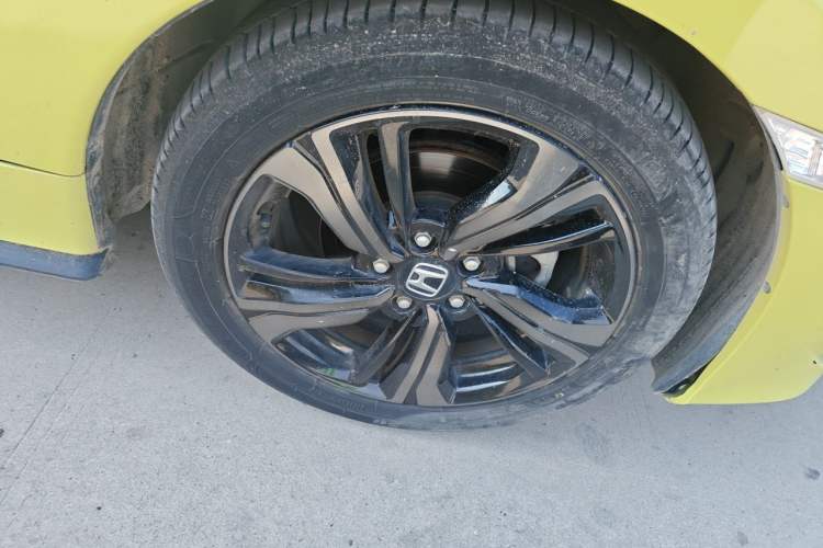Used Honda Civic 2019 220TURBO CVT Dynamic Edition China VI Emission Standard Right Front Wheel Hub
