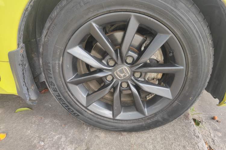 Used Honda Civic 2019 220TURBO CVT Dynamic Edition China VI Right Front Wheel Hub