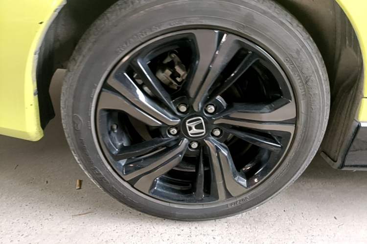 Used Honda Civic 2019 220TURBO CVT Dynamic Edition China VI Emission Standard Right Rear Wheel Hub