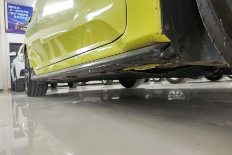 Used Honda Civic 2019 220TURBO CVT Dynamic Edition China VI Emission Standard Right Side Sill