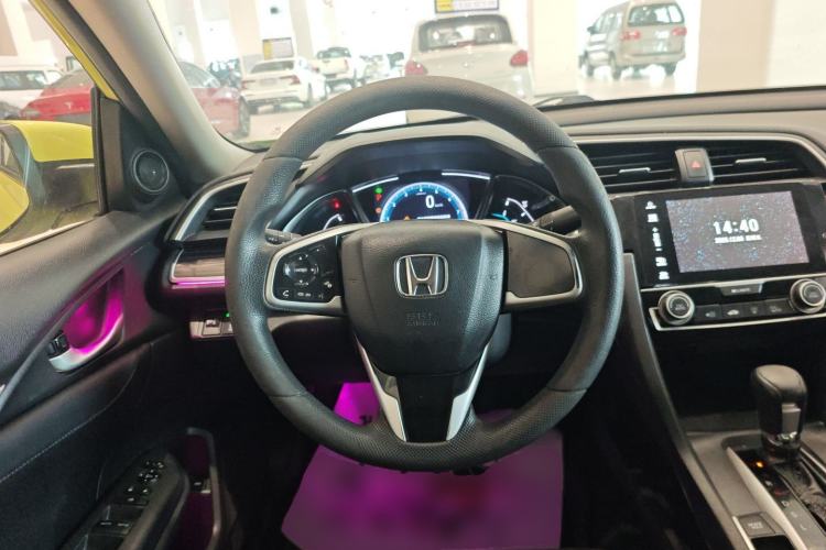 Used Honda Civic 2019 220TURBO CVT Dynamic Edition China V Steering Wheel