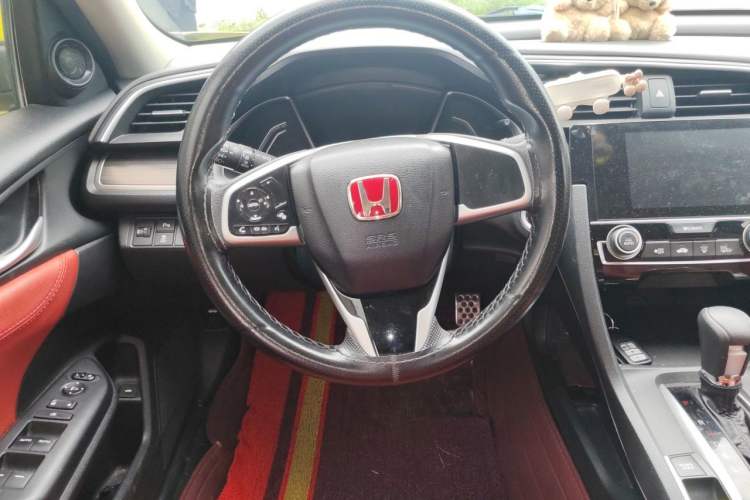 Used Honda Civic 2019 220TURBO CVT Dynamic Edition China V Emission Standard Steering Wheel