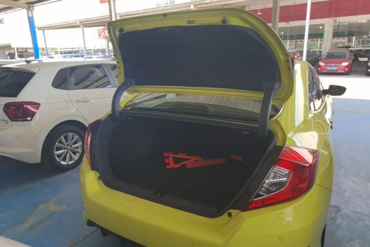 Used Honda Civic 2019 220TURBO CVT Dynamic Edition China VI Emission Standard Trunk