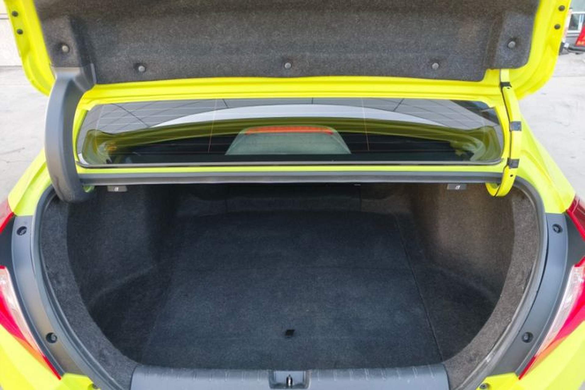 Used Honda Civic 2019 220TURBO CVT Dynamic Edition China VI Trunk