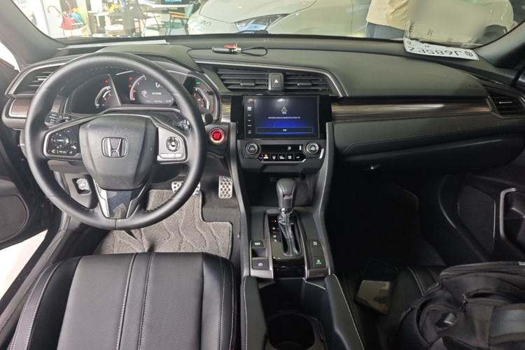 Used Honda Civic 2021 HATCHBACK 220TURBO CVT Dynamic Control Center Console