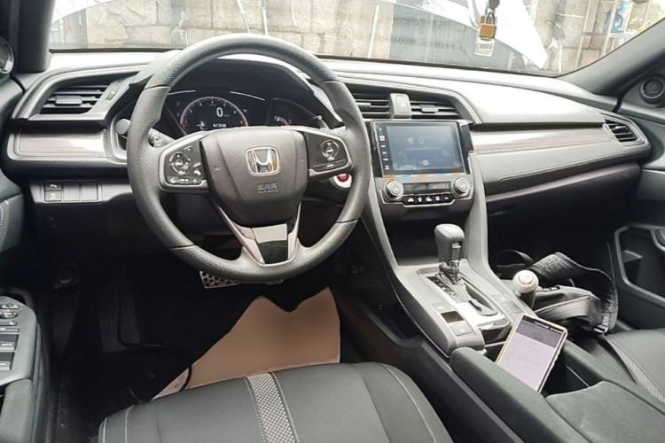 Used Honda Civic 2021 HATCHBACK 220TURBO CVT Dynamic Control Center Console