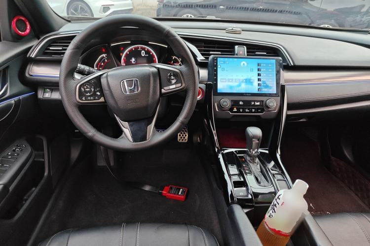 Used Honda Civic 2021 HATCHBACK 220TURBO CVT Trendy Cool Edition Center Console
