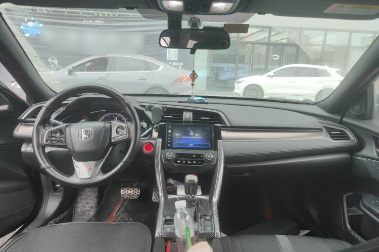 Used Honda Civic 2021 HATCHBACK 220TURBO CVT Trendy Cool Edition Center Console