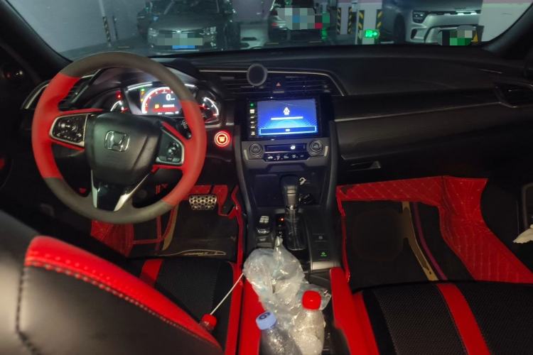Used Honda Civic 2021 HATCHBACK 220TURBO CVT Trendy Cool Edition Center Console