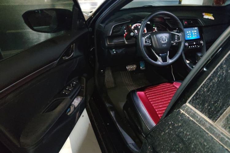 Used Honda Civic 2021 HATCHBACK 220TURBO CVT Trendy Cool Edition Driver Seat