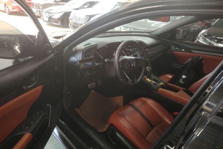 Used Honda Civic 2021 HATCHBACK 220TURBO CVT Trendy Cool Edition Driver Seat