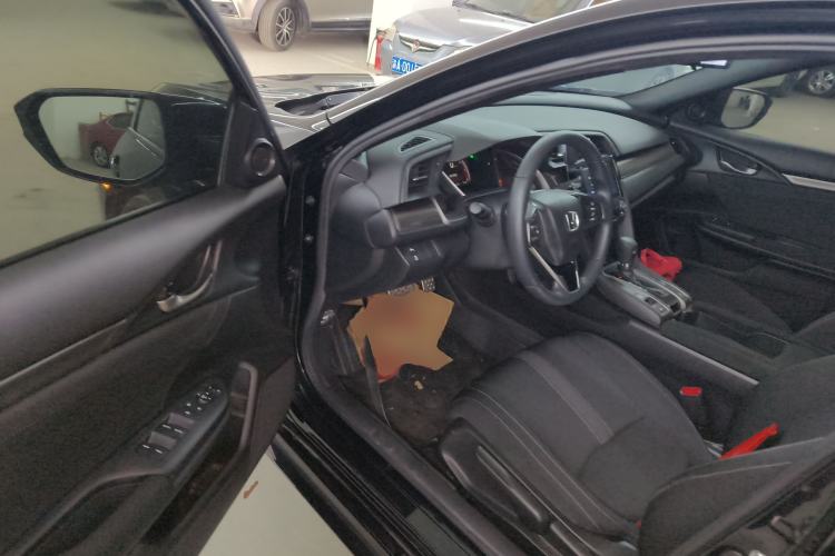 Used Honda Civic 2021 HATCHBACK 220TURBO CVT Trendy Cool Edition Driver Seat