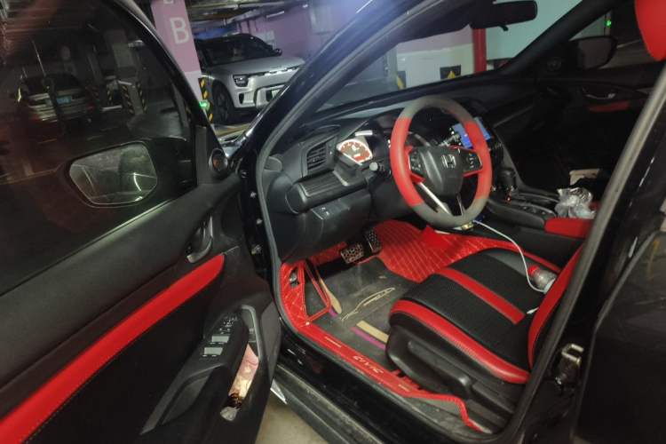 Used Honda Civic 2021 HATCHBACK 220TURBO CVT Trendy Cool Edition Driver Seat