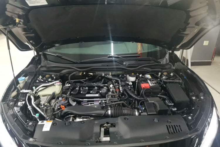 Used Honda Civic 2021 HATCHBACK 220TURBO CVT Trendy Cool Edition Engine Bay