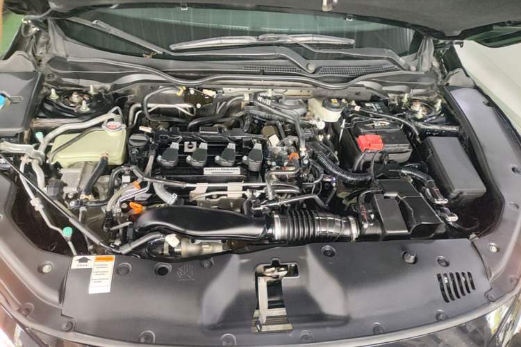 Used Honda Civic 2021 HATCHBACK 220TURBO CVT Trendy Cool Edition Engine Bay