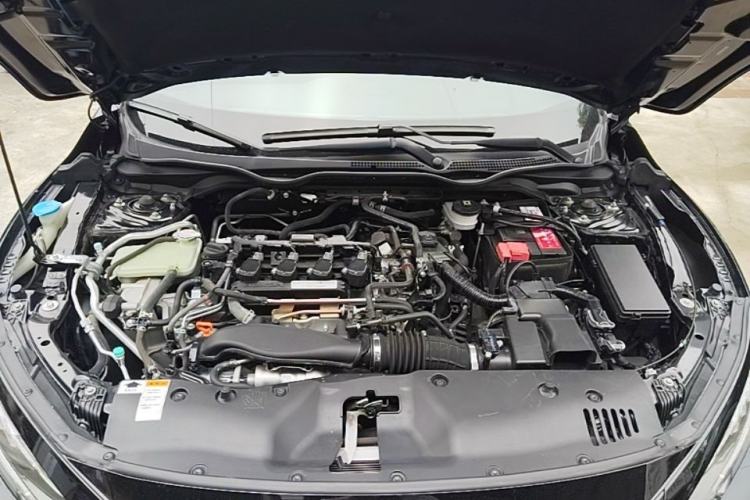 Used Honda Civic 2021 HATCHBACK 220TURBO CVT Dynamic Control Engine Bay