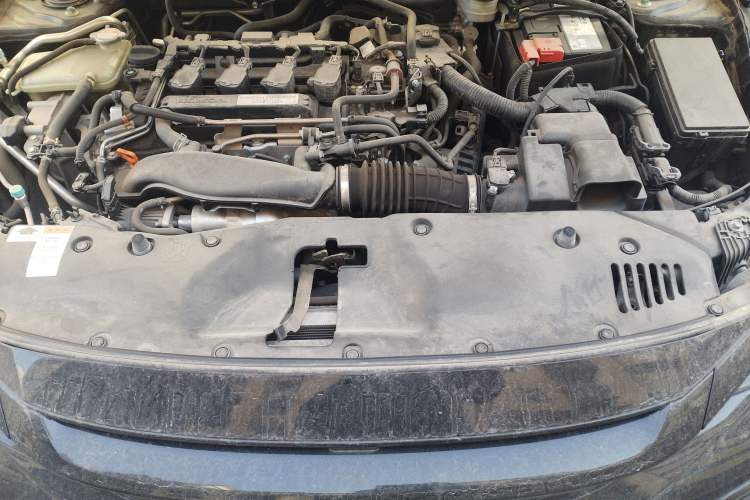Used Honda Civic 2021 HATCHBACK 220TURBO Manual Driving Pleasure Control Engine Bay