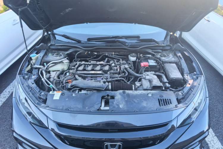 Used Honda Civic 2021 HATCHBACK 220TURBO CVT Trendy Cool Edition Engine Bay