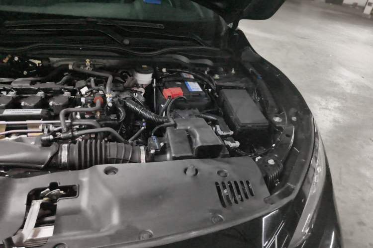 Used Honda Civic 2021 HATCHBACK 220TURBO Manual Driving Pleasure Control Engine Bay Left