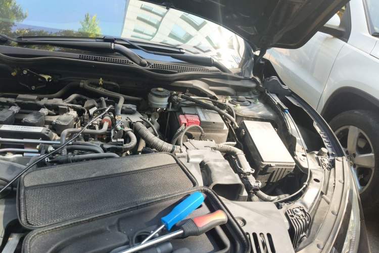 Used Honda Civic 2021 HATCHBACK 220TURBO CVT Trendy Cool Edition Engine Bay Left