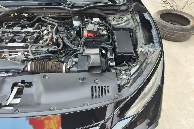 Used Honda Civic 2021 HATCHBACK 220TURBO CVT Trendy Cool Edition Engine Bay Left