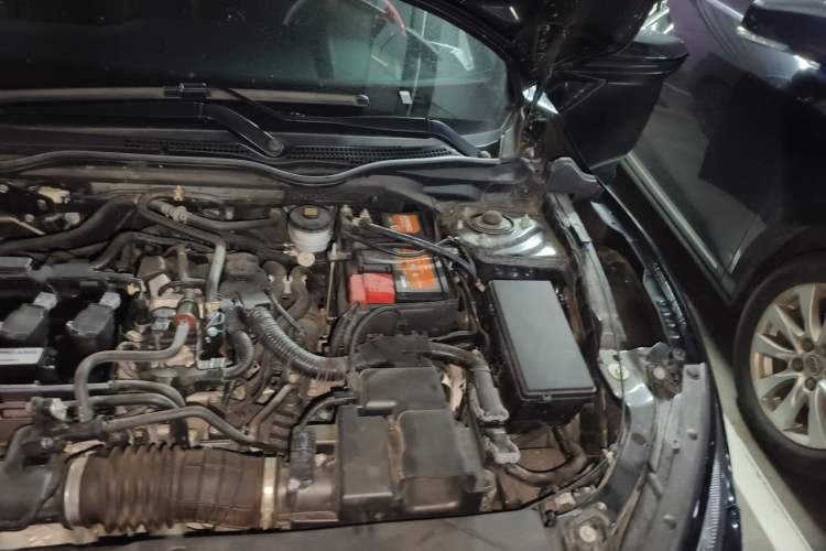 Used Honda Civic 2021 HATCHBACK 220TURBO CVT Trendy Cool Edition Engine Bay Left