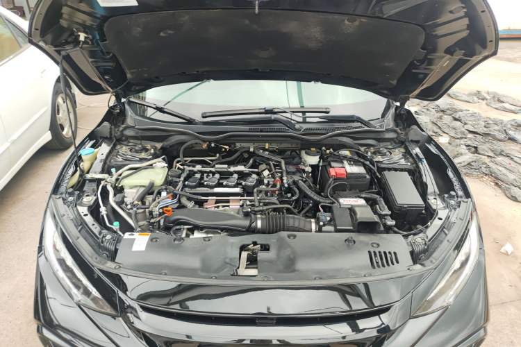 Used Honda Civic 2021 HATCHBACK 220TURBO Manual Driving Pleasure Control Engine Bay