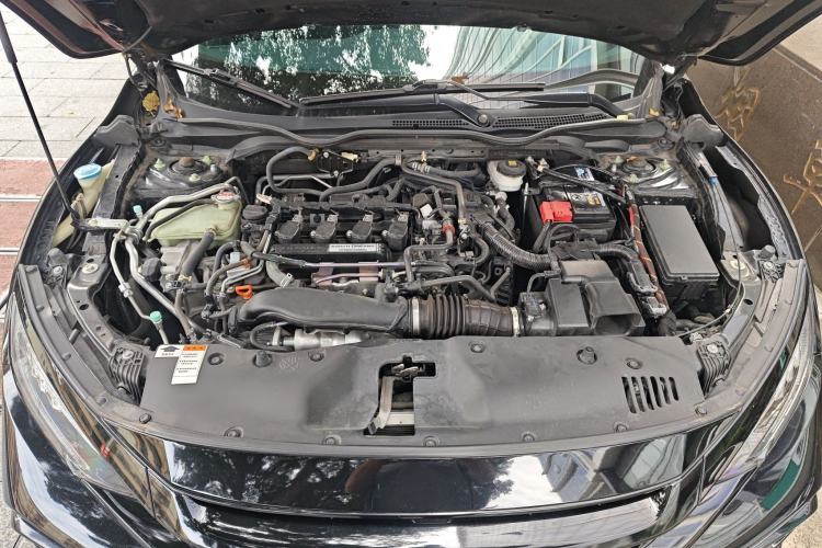 Used Honda Civic 2021 HATCHBACK 220TURBO Manual Driving Pleasure Control Engine Bay
