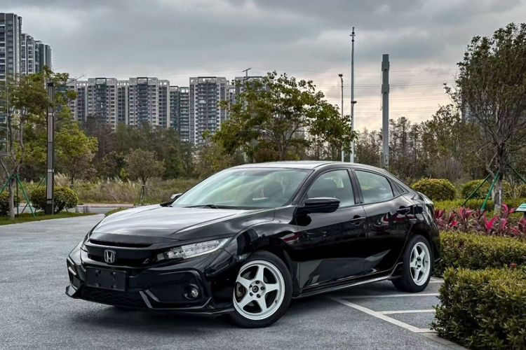 Used Honda Civic 2021 HATCHBACK 220TURBO Manual Driving Pleasure Control Exterior 1