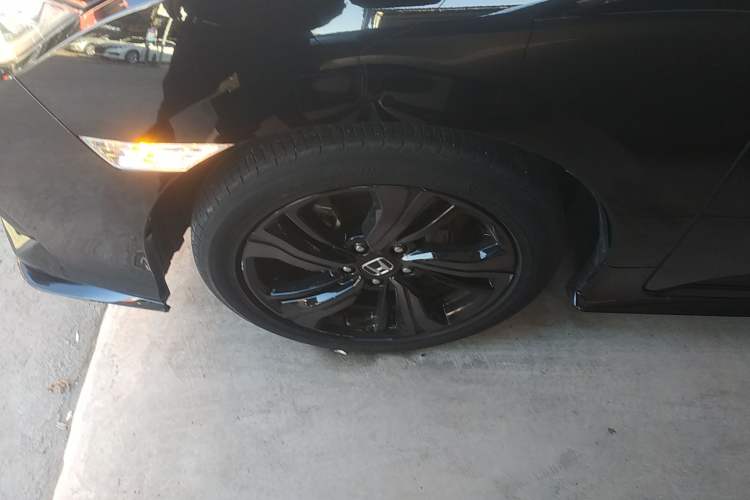 Used Honda Civic 2021 HATCHBACK 220TURBO CVT Trendy Cool Edition Exterior 3