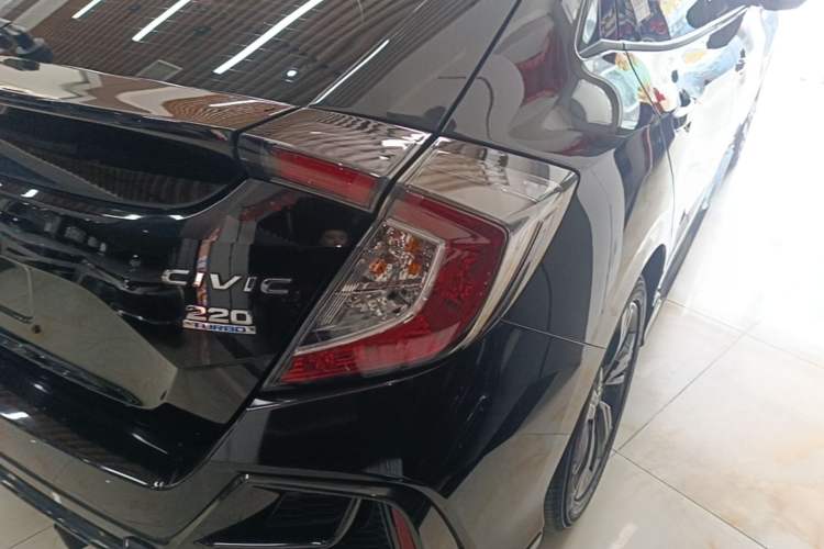 Used Honda Civic 2021 HATCHBACK 220TURBO CVT New Trendsetter Exterior 3