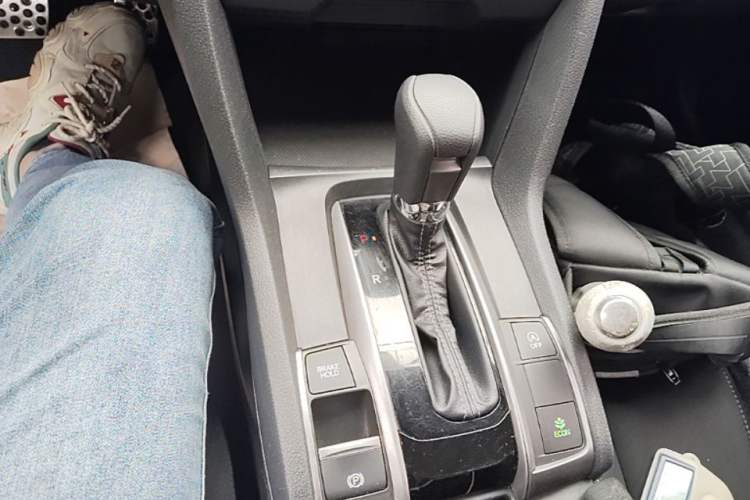 Used Honda Civic 2021 HATCHBACK 220TURBO CVT Dynamic Control Gear Lever