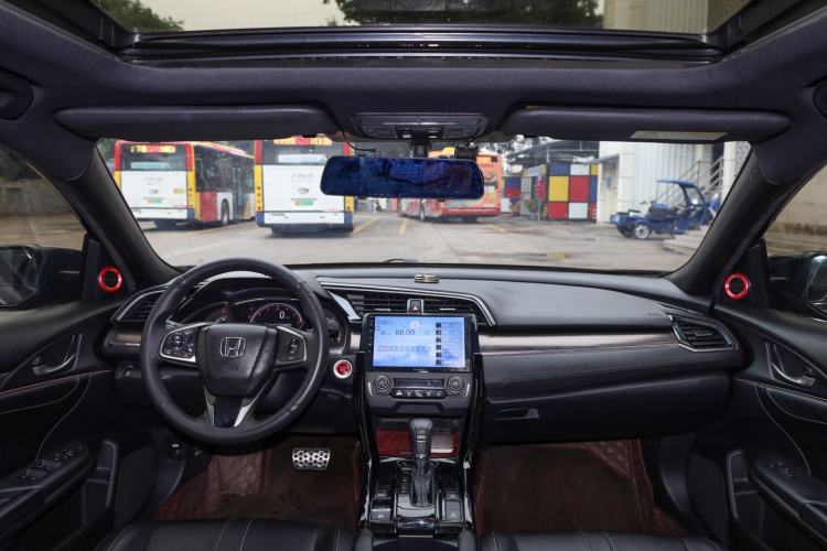 Used Honda Civic 2021 HATCHBACK 220TURBO CVT Trendy Cool Edition Interior 10