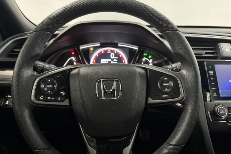 Used Honda Civic 2021 HATCHBACK 220TURBO CVT Trendy Cool Edition Interior 2