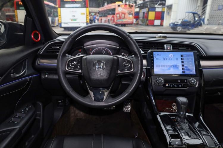 Used Honda Civic 2021 HATCHBACK 220TURBO CVT Trendy Cool Edition Interior 3
