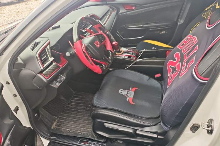 Used Honda Civic 2021 HATCHBACK 220TURBO CVT Trendy Cool Edition Interior 3