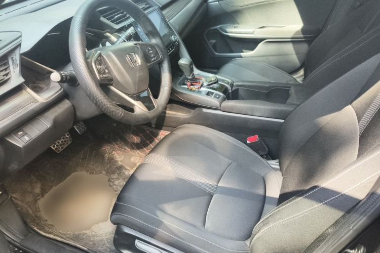 Used Honda Civic 2021 HATCHBACK 220TURBO CVT Trendy Cool Edition Left Front Seat